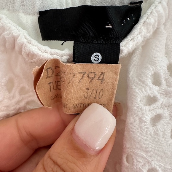 Aqua Eyelet Top - Picture 4 of 8